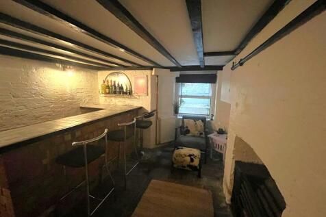 CELLAR ROOM