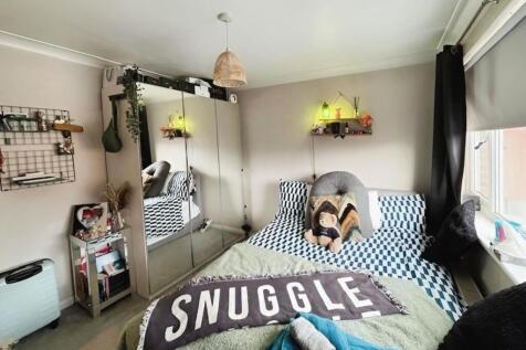 6b9c2e17-Bedroom 20Two 201.jpg