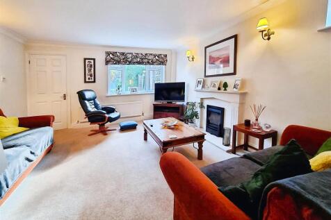 8e9e385a-PHOTO-2025-11-04-11-40-09 20 284 29 20 28