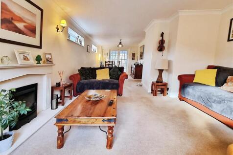 04e68236-PHOTO-2025-11-04-11-40-10 20 281 29.jpg