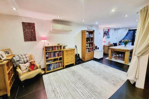 b0d0e37a-PHOTO-2025-11-15-17-17-38 20 289 29.jpg