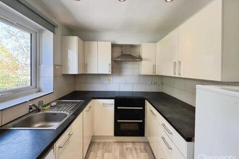 dccaa2e4-Kitchen.jpg