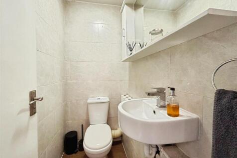 Separate WC