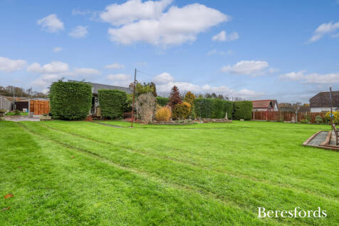 Rear Garden View 3