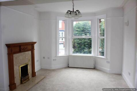 Large 3 Bed