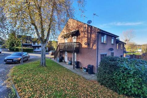 1 Bed Ground floor house