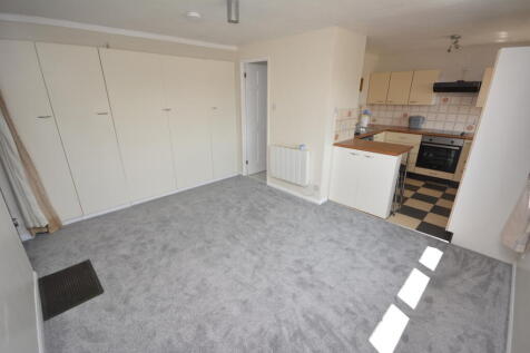 Lounge/ Bedroom