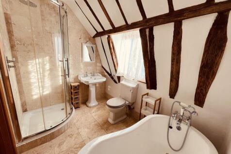 En Suite Bathroom