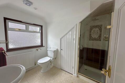 Bathroom View 2