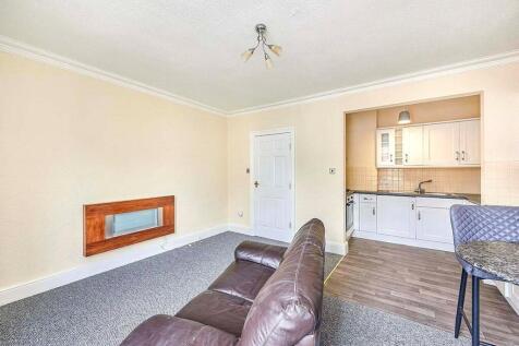 Lounge/Kitchen