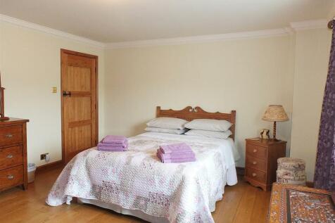 Bedroom 2.jpg