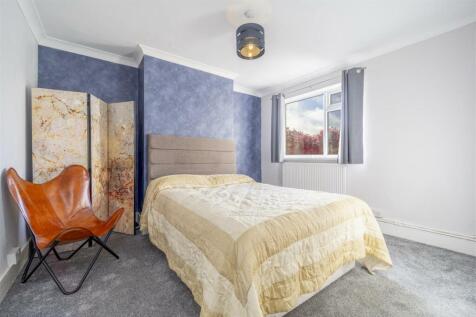 2 Hessle Ave (Boston)-11.jpg