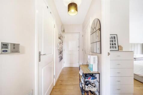 Flat 34, Freiston Terrace (Boston)-5.jpg