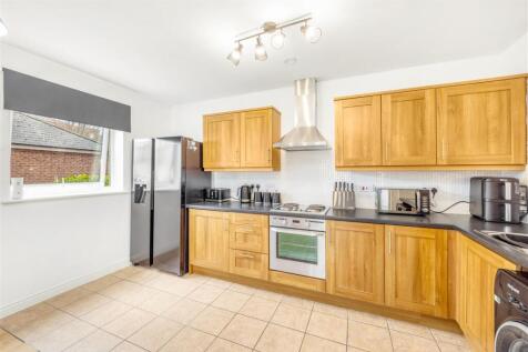 Flat 34, Freiston Terrace (Boston)-13.jpg