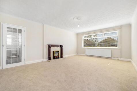 15 Coningsby Close (Boston)-12.jpg