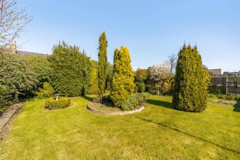 15 Coningsby Close (Boston)-8.jpg