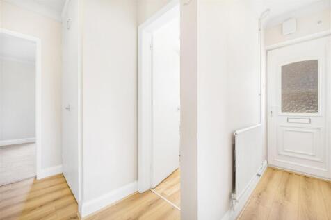 15 Coningsby Close (Boston)-10.jpg