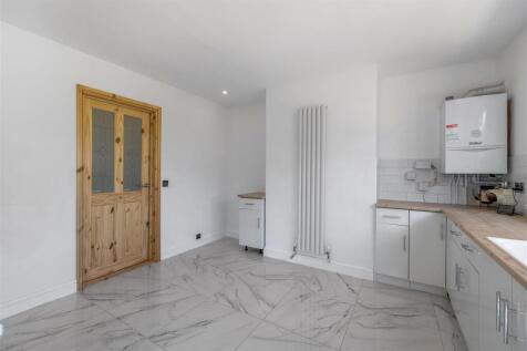 35 Rochford Tower Lane (Fishtoft)-30.jpg