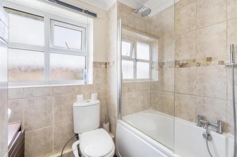 16 Sir Isaac Newton Drive (Wyberton)-20.jpg
