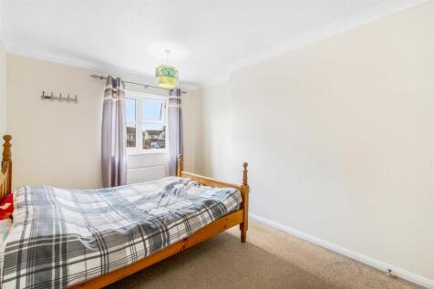 16 Sir Isaac Newton Drive (Wyberton)-22.jpg