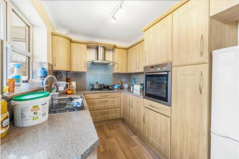 16 Sir Isaac Newton Drive (Wyberton)-15.jpg