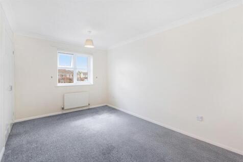 16 Sir Isaac Newton Drive (Wyberton)-17.jpg