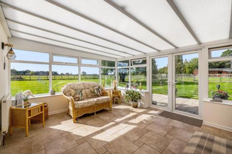 Ashton House (Kirton)-67.jpg