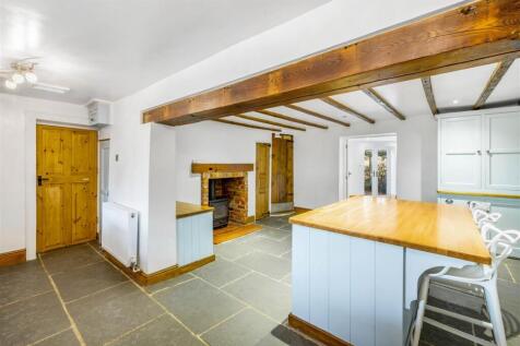 The Old Farmhouse (Old Leake)-63.jpg