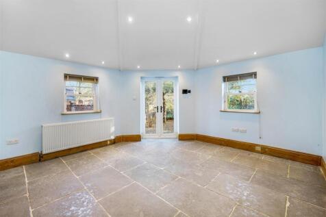 The Old Farmhouse (Old Leake)-69.jpg