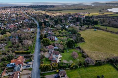 Holly Lodge, 86, Saxmundham Road, Aldeburgh, IP15 