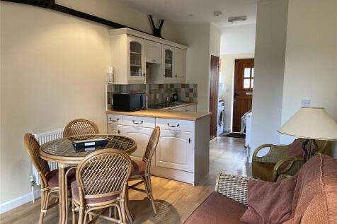 Lounge/Kitchen