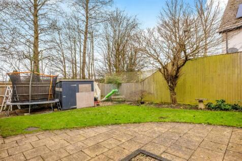 15 Withers Way-14.jpg