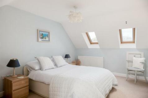 9 Foxfields Court-14.jpg
