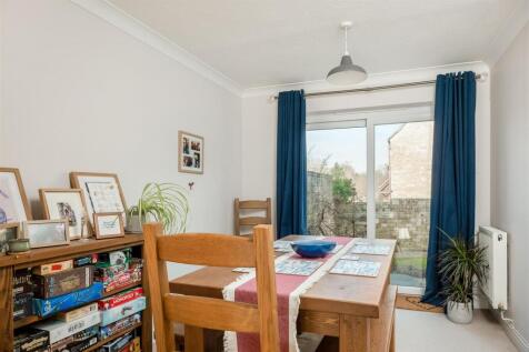 4 Wilcox Road-4.jpg