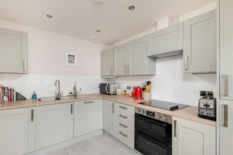 4 Walnut Close,1955-7.jpg