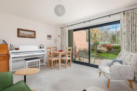 4 Walnut Close,1955-5.jpg