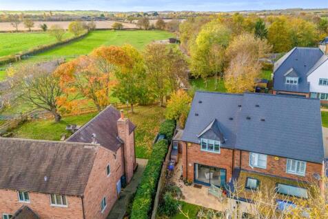 4 Walnut Close,1955-18.jpg