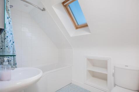 8 Pear Tree Court, 1997-9.jpg