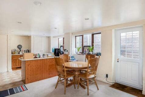 4 Fishers Lane, Charlbury-4.jpg