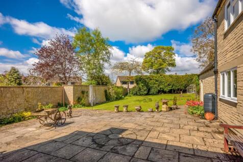 19 Ditchley Road-18.jpg