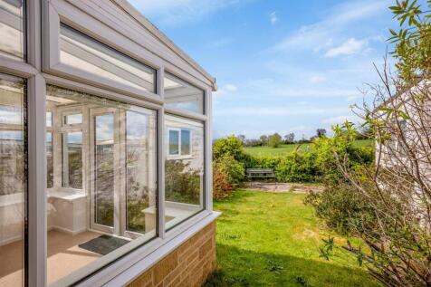 31 Nine Acres Close-13.jpg