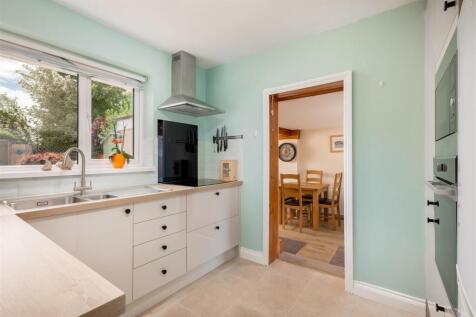 26 Elm Crescent-1682-5.jpg