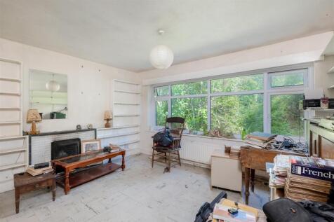 55 Nine Acres Close-1847-2.jpg