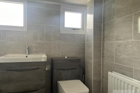 24 Clavering road 05.08 (13)