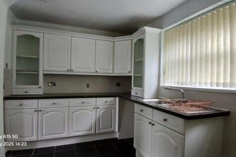 254 Owton Manor Lane 28.07 (2)
