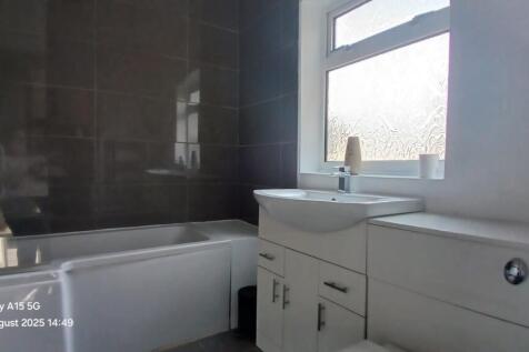 23 Coleridge road 12.08 (30)