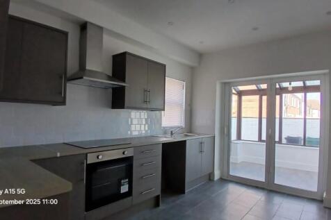 1 North Road 01.09 (16)