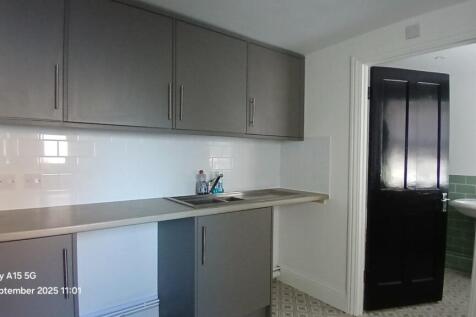 1 North Road 01.09 (11)