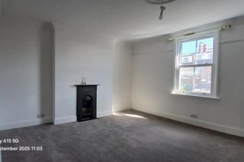 1 North Road 01.09 (2)
