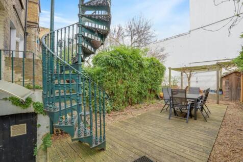 Property Image 9